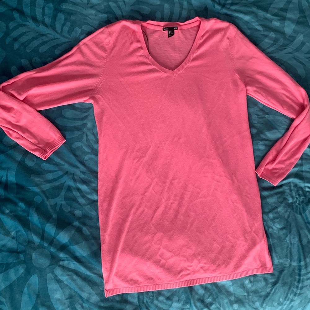 EUC H&M Basics Pink Tunic V-neck Sweater!